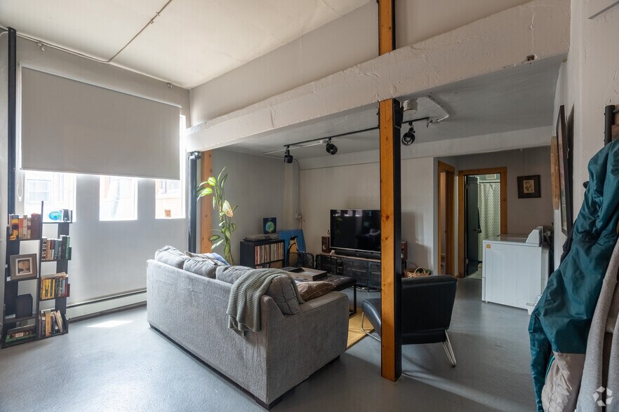 More Photos Of 66-70 S Broadway, Denver Apartments For Sale