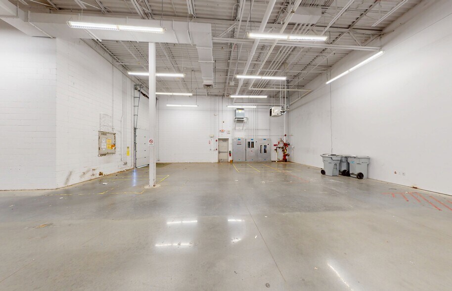 More Photos Of 145 Shoppers Way, Christiansburg General Retail For Lease