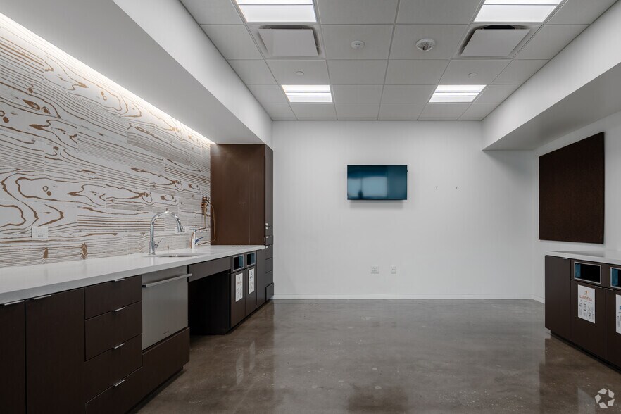 More Photos Of 12301 Research Blvd, Austin Office For Lease