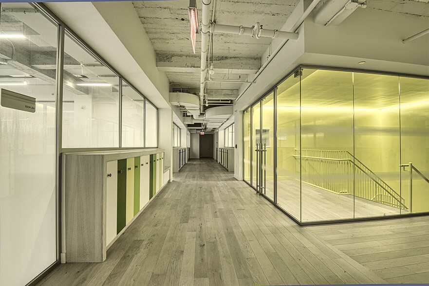 More Photos Of 156 William St, New York Medical For Lease