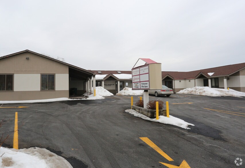 More Photos Of 112-116 Clayton Ave, Vestal Township Medical For Lease