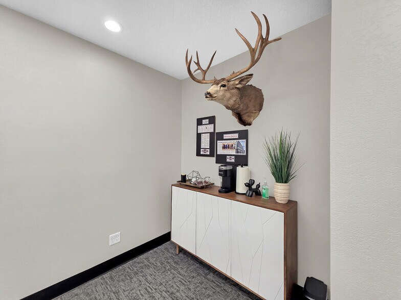 More Photos Of 3410 I-10 W, Orange Office For Sale