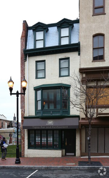 More Photos Of 413 N Market St, Wilmington Restaurant For Lease