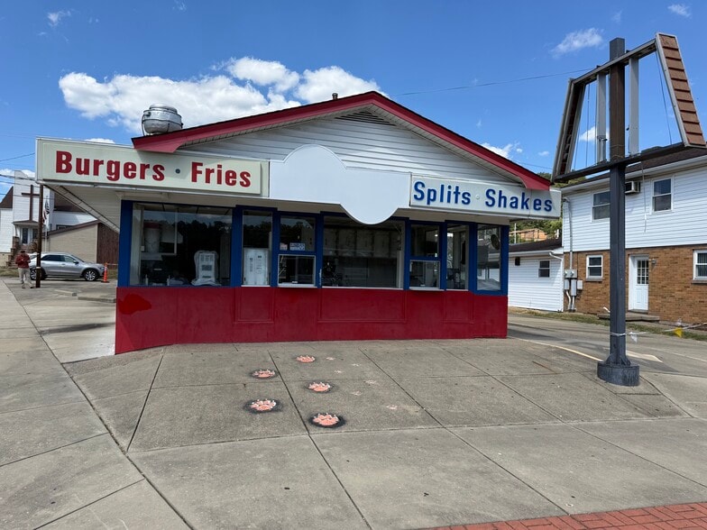 Primary Photo Of 3795 Central Ave, Shadyside Freestanding For Sale
