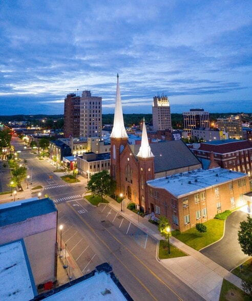 More Photos Of 201 S Jackson St, Jackson Specialty For Sale