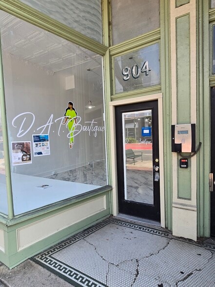 More Photos Of 900-924 W Broad St, Richmond Apartments For Lease