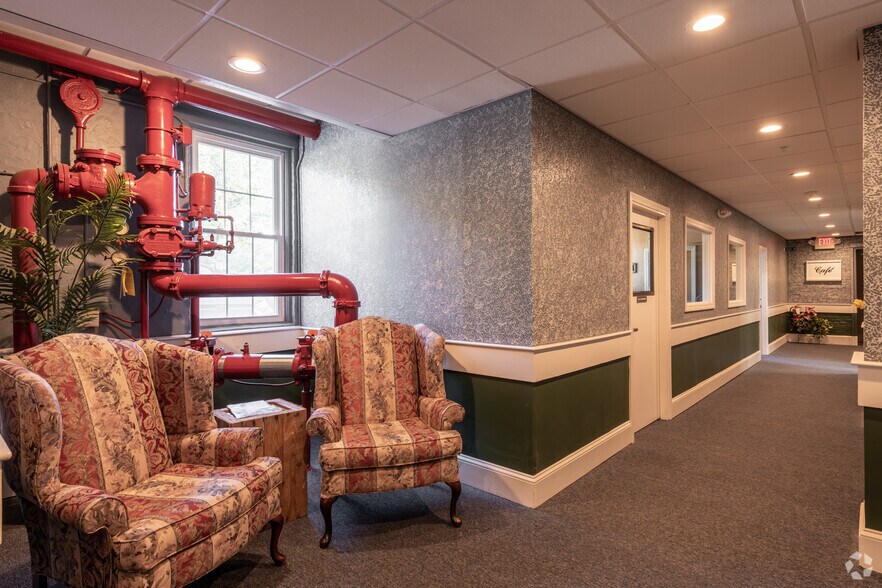 More Photos Of 59 Apsley St, Hudson Loft Creative Space For Lease