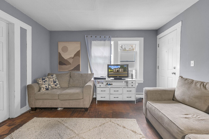 More Photos Of 467 Columbus Ave, New Haven Apartments For Sale