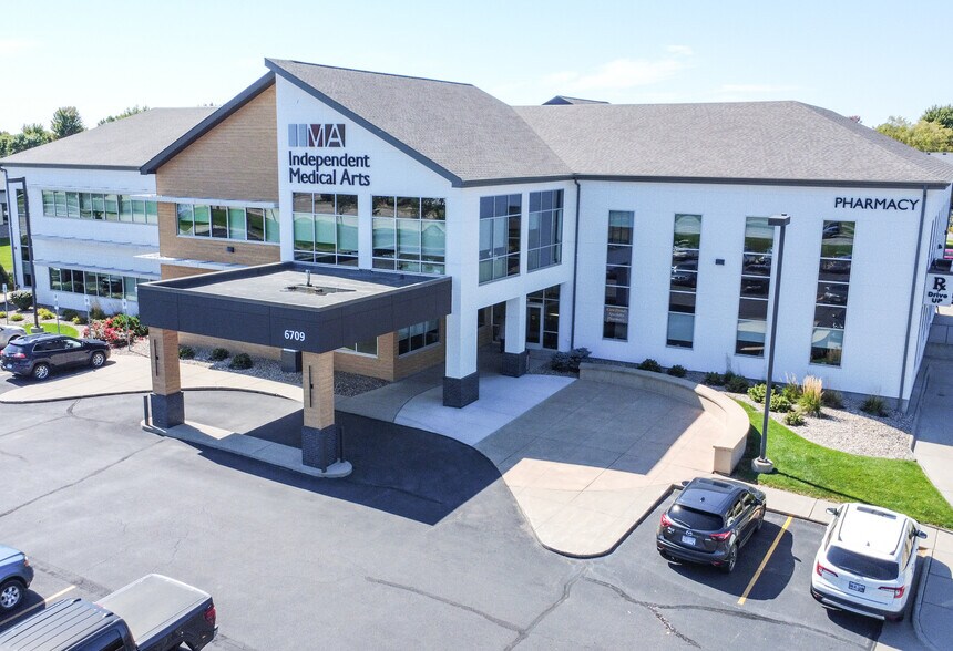 More Photos Of 6709 S Minnesota Ave, Sioux Falls Office For Sale