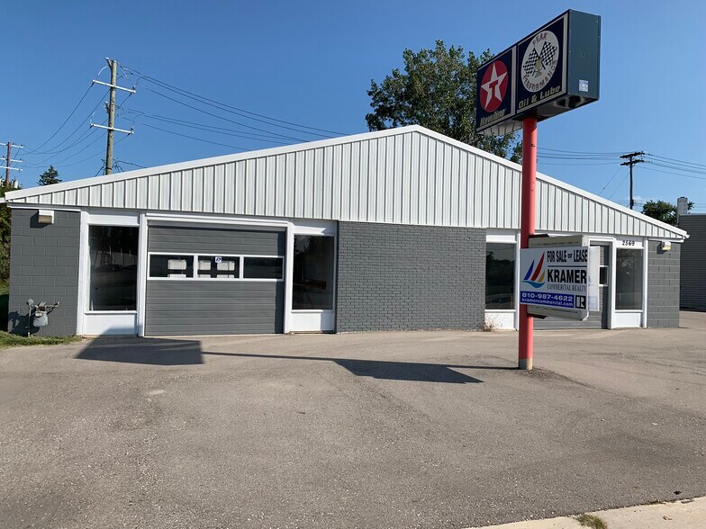 Primary Photo Of 2569 Lapeer Ave, Port Huron Auto Repair For Sale