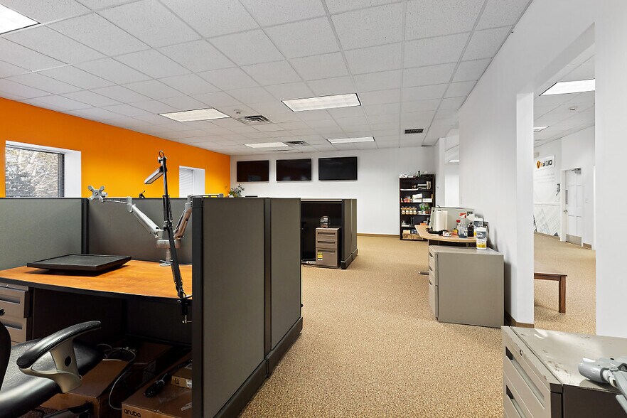 More Photos Of 4 Industrial Pky, Brunswick Manufacturing For Lease