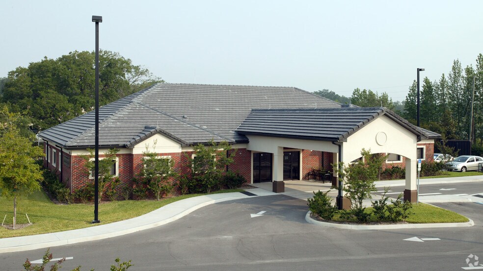 More Photos Of 530-534 Ocoee Commerce Pky, Ocoee Medical For Sale