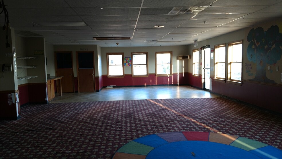 More Photos Of 3180 Atlanta Hwy, Athens Daycare Center For Sale
