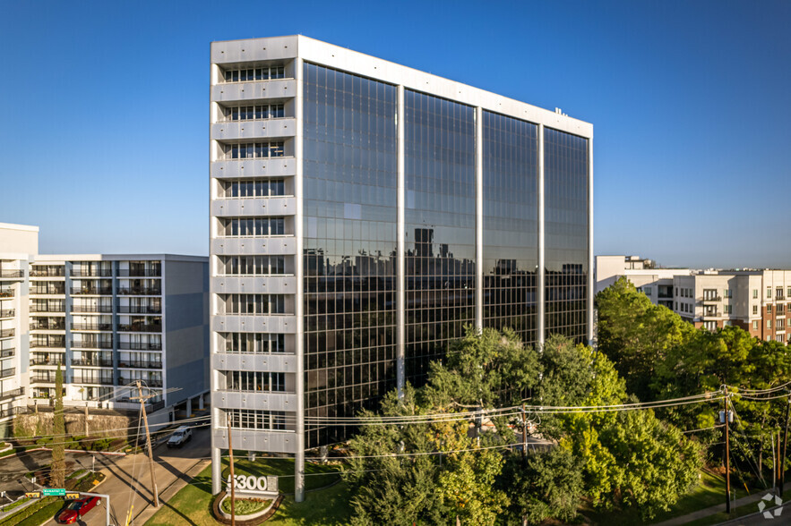 Primary Photo Of 5300 Memorial Dr, Houston Office For Lease