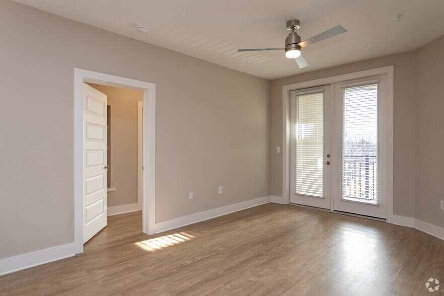 More Photos Of 222 S Main St, Mooresville Apartments For Lease