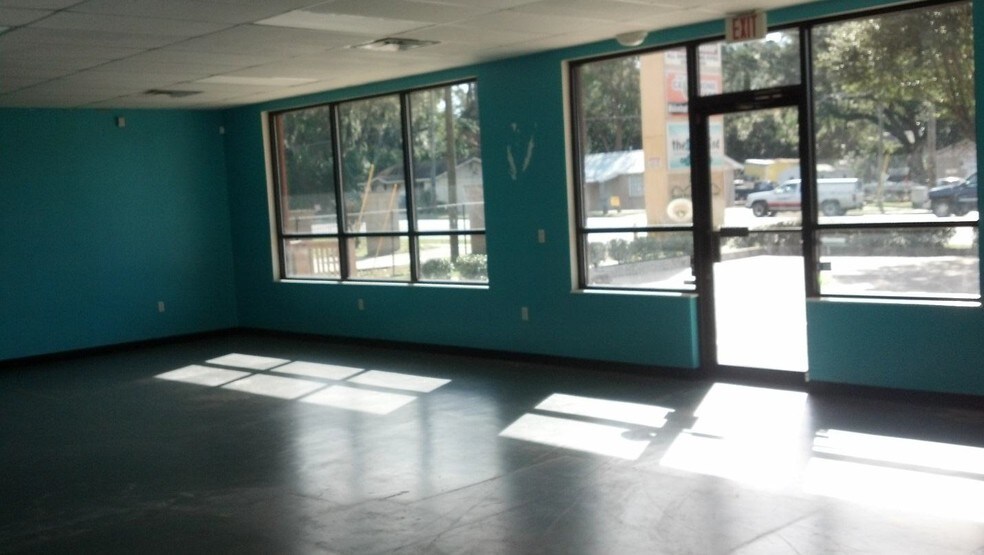 More Photos Of 2550 W Pensacola St, Tallahassee General Retail For Lease