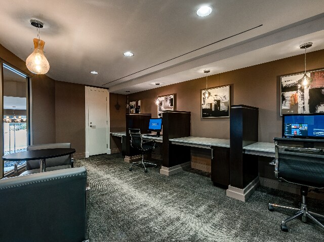 More Photos Of 8210 Crestwood Heights Dr, McLean Apartments For Lease