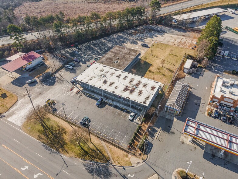 More Photos Of 325 US Highway 70 SW, Hickory Hotel For Sale