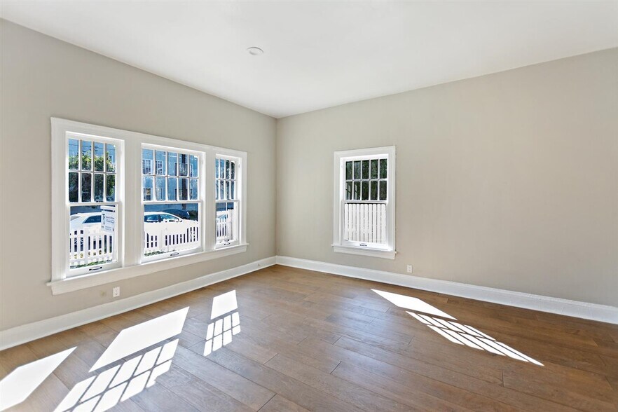 More Photos Of 1703 S Burlington Ave, Los Angeles Apartments For Sale