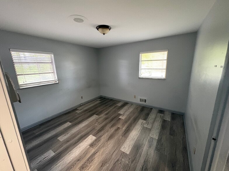 More Photos Of 2417 Candler Rd, Decatur Office For Lease