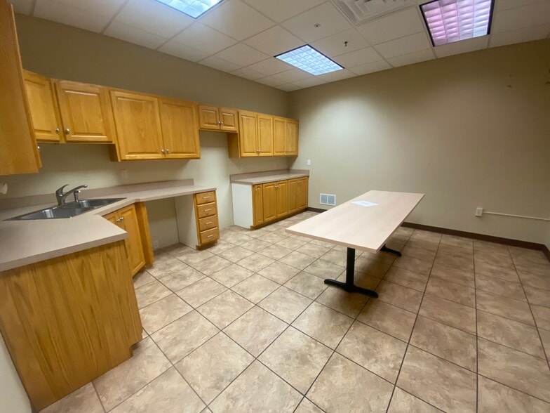 More Photos Of 227 16th St W, Dickinson Skilled Nursing Facility For Sale