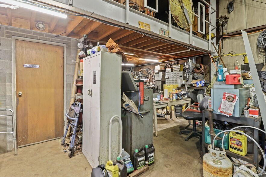 More Photos Of 85 Skillen St, Buffalo Auto Salvage Facility For Sale