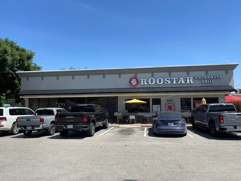 More Photos Of 5545-5591 Richmond Ave, Houston Unknown For Lease