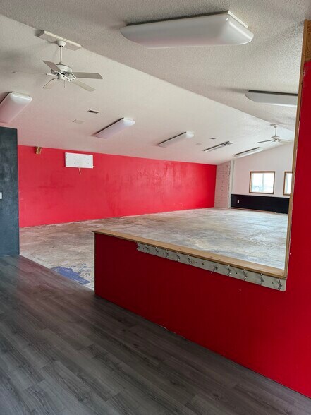 More Photos Of 1430 Main Ave, Fargo General Retail For Lease