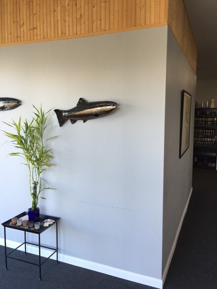 More Photos Of 3095 Highway 101 N, Seaside Office For Sale
