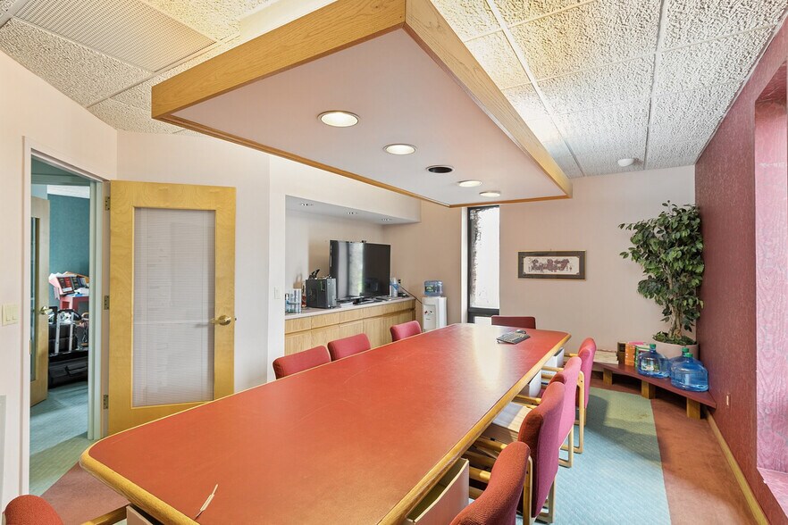 More Photos Of 1299 Rt 22, Mountainside Office For Sale