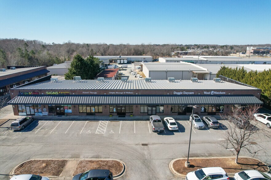 More Photos Of 1143-1149 Saint Marks Church Rd, Burlington Unknown For Lease