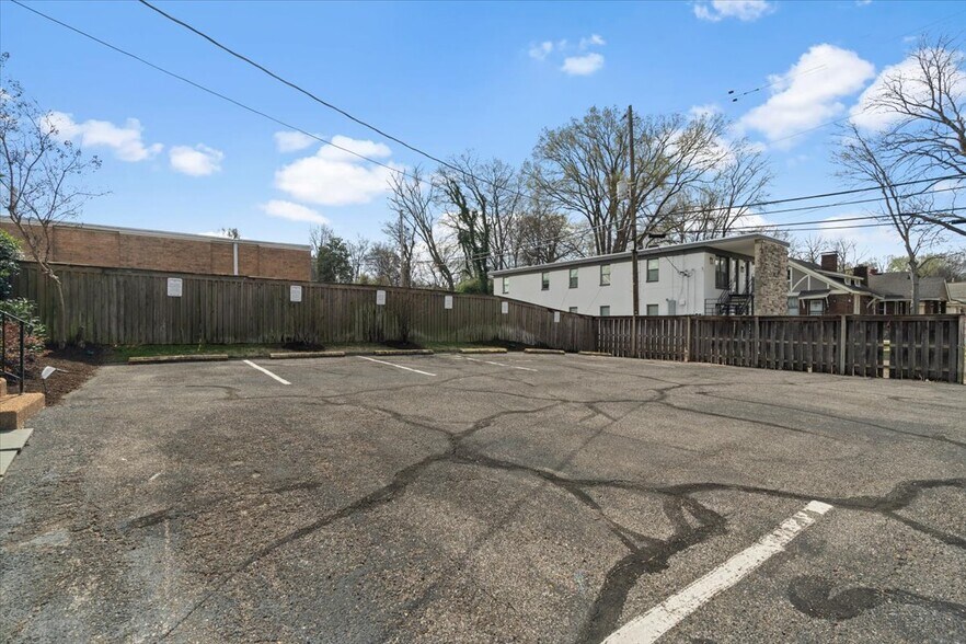 More Photos Of 841 S Cooper St, Memphis Coworking Space