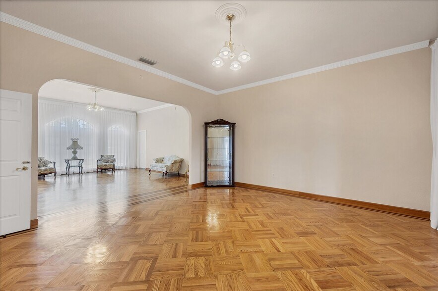 More Photos Of 12209 Cotorro Ave, North Port Specialty For Sale