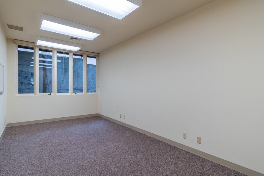 More Photos Of 400 Camino Aguajito, Monterey Office For Sale