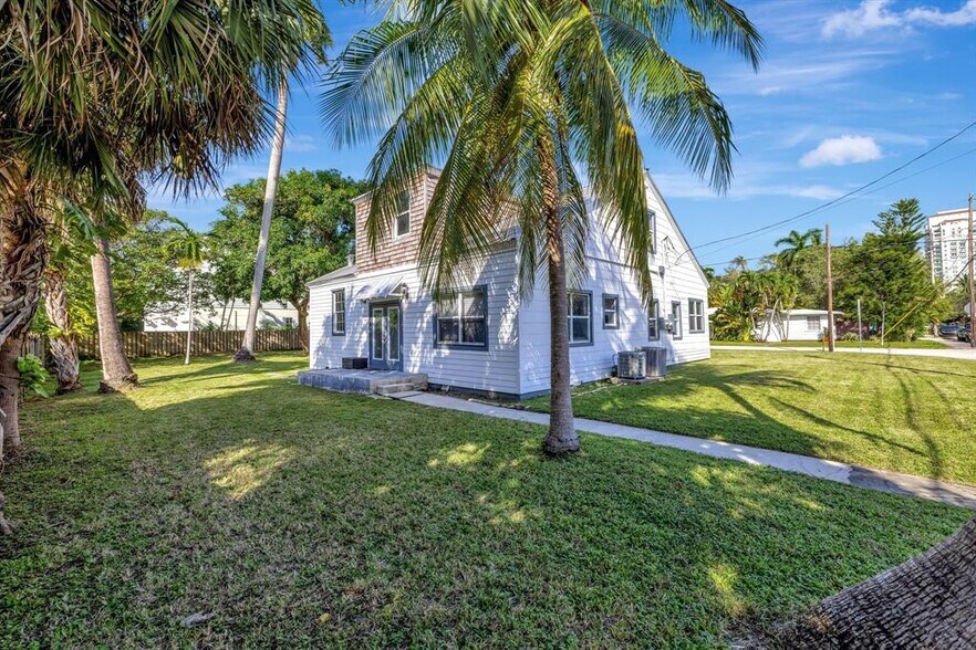 More Photos Of 901 W Las Olas Blvd, Fort Lauderdale Specialty For Sale