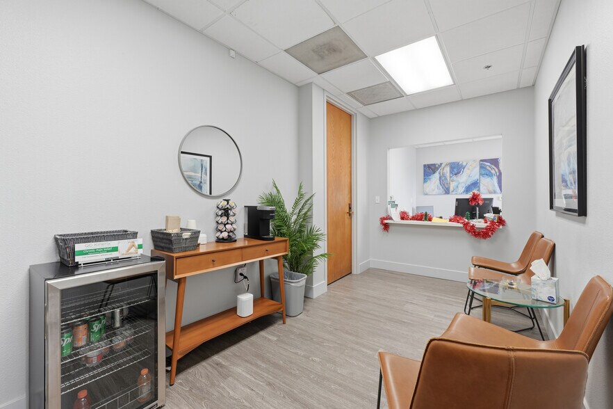 More Photos Of 4033 3rd Ave, San Diego Medical For Lease