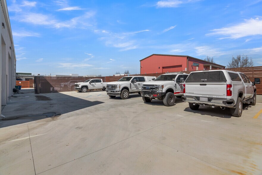 More Photos Of 3510 Combine St, Paso Robles Manufacturing For Lease