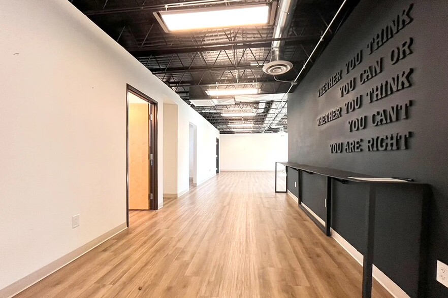 More Photos Of 1805 W Van Buren St, Phoenix Storefront Retail Office For Lease