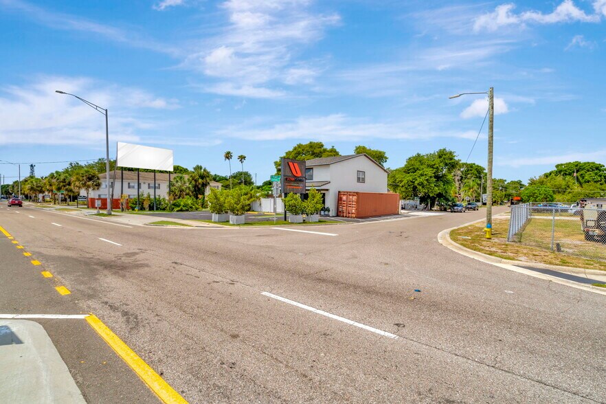 More Photos Of 5401 S Dale Mabry Hwy, Tampa Medical For Sale