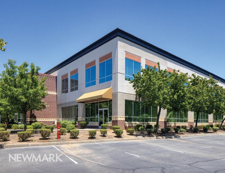 More Photos Of 950 Iron Point Rd, Folsom Office For Lease