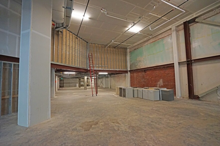 More Photos Of 316 E Yakima Ave, Yakima Apartments For Lease