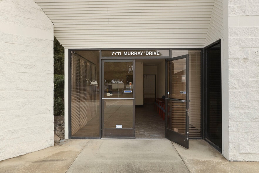 More Photos Of 7711 Murray Dr, Stockton Flex For Sale
