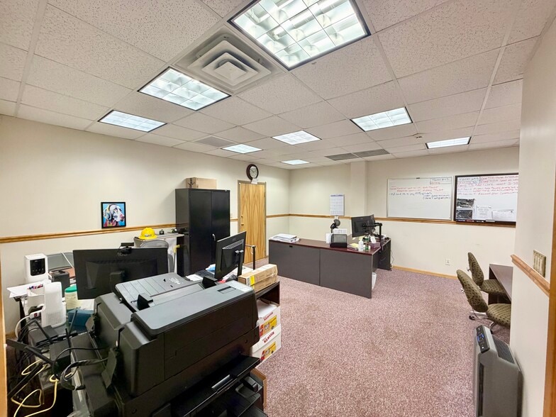 More Photos Of 1282 N Broad St, Hillside Loft Creative Space For Lease