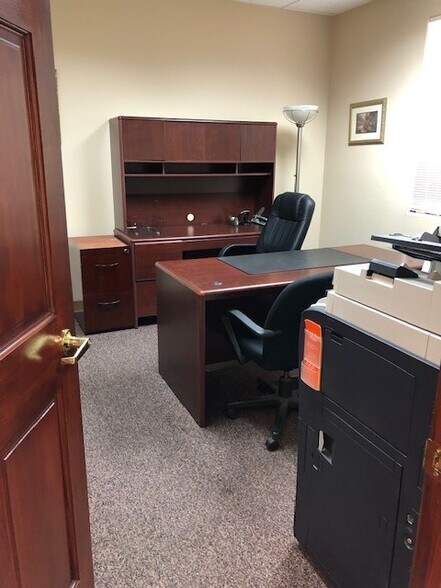 More Photos Of 151 Country Estates Cir, Reno Office For Sale