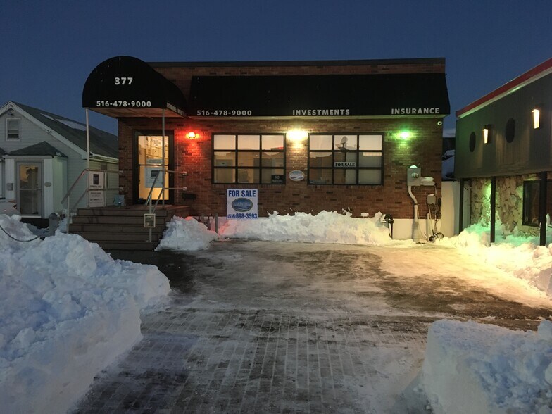 More Photos Of 377 Woodcleft Ave, Freeport Storefront Retail Residential For Sale