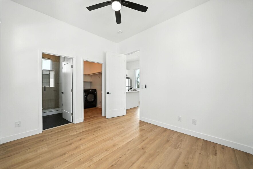 More Photos Of 2868 Preece St, San Diego Apartments For Sale