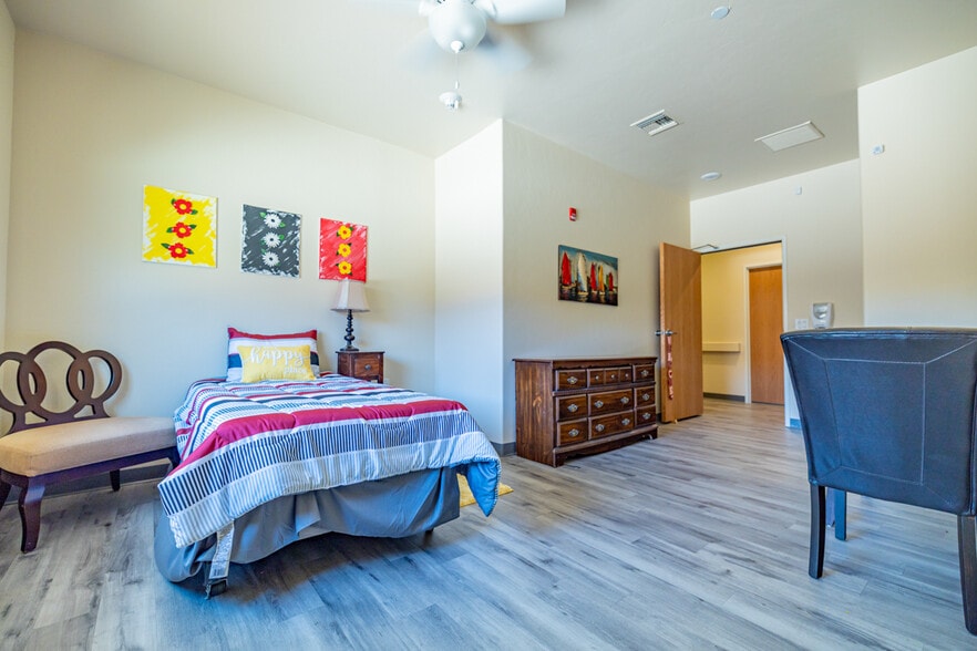 More Photos Of 6501-6505 N La Cholla Blvd, Tucson Assisted Living For Sale