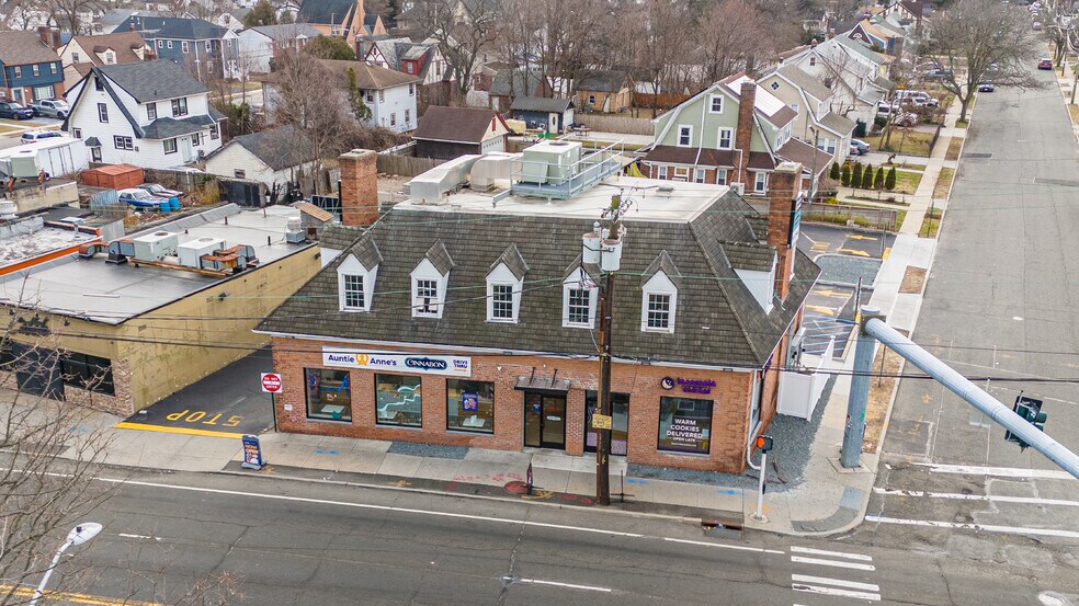 More Photos Of 730 Fulton Ave, Hempstead Restaurant For Sale