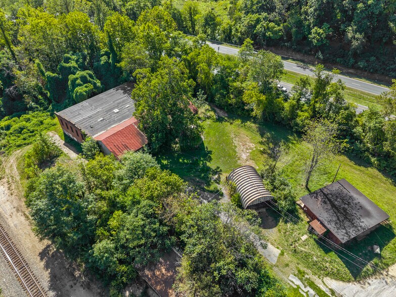 More Photos Of 322 Depot St, Amherst Warehouse For Sale