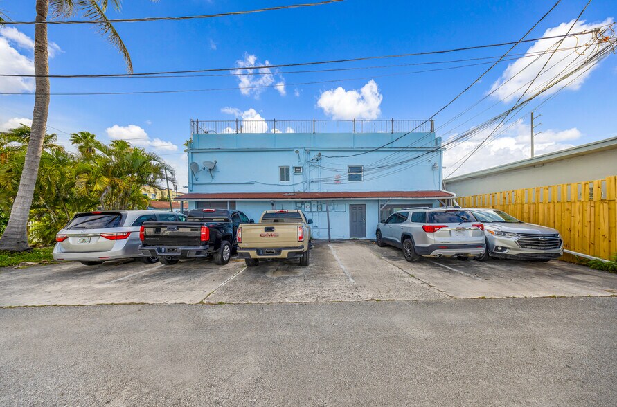 More Photos Of 1610 N Dixie Hwy, Hollywood Apartments For Sale